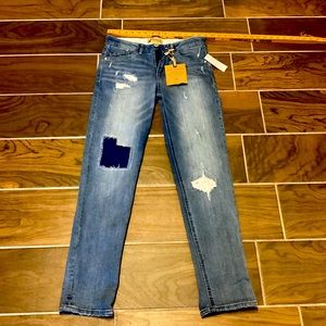 Democracy ladies SZ6 AB Technology jeans, distressed,patches, see pics 4details
